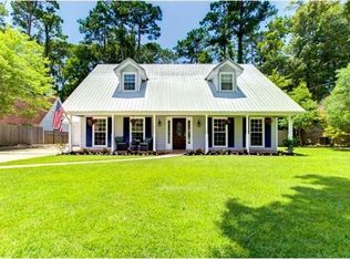 204 Cottonwood Ln, Mandeville, LA 70471