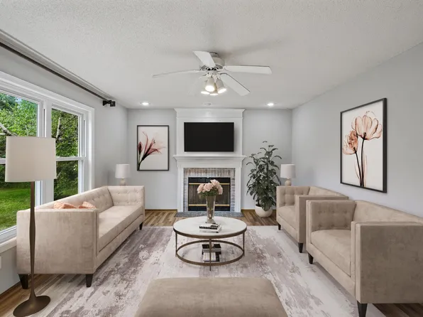 3121 Copper Oaks Trl, Woodbury, MN 55125