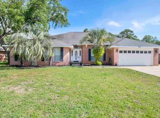 2979 Via Conquistadores, Navarre, FL 32566