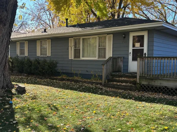 750 113th Cir NE, Blaine, MN 55434