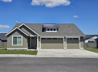 12017 Nottingham Dr, Pasco, WA 99301