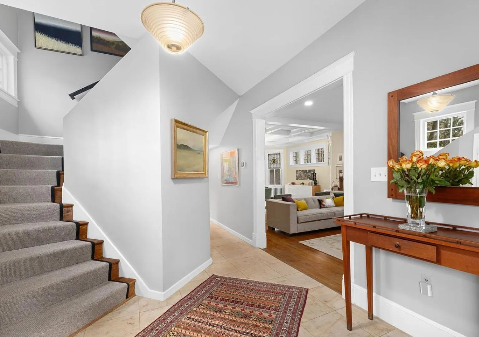 Cleveland Park Stunner - Walk to METRO — Photo 4