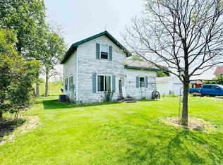 69600 Sycamore Rd, Walkerton, IN 46574