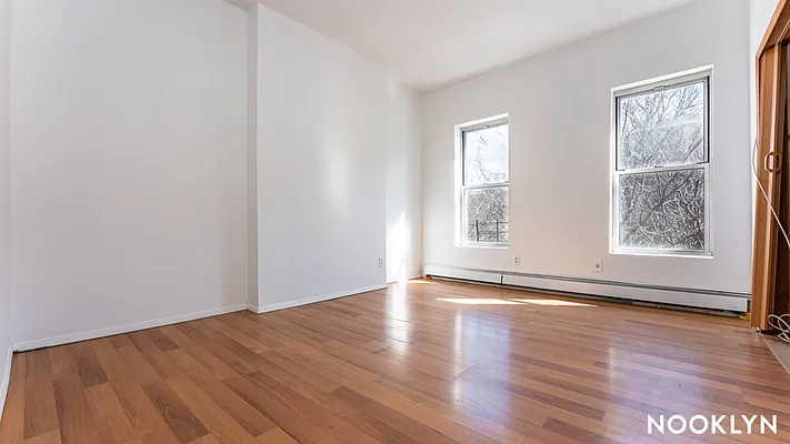 Rented by Nooklyn NYC LLC | media 13
