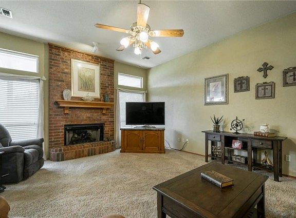 5th image of 13440 La Cresta Dr