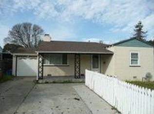 988 Holly St, San Carlos, CA 94070