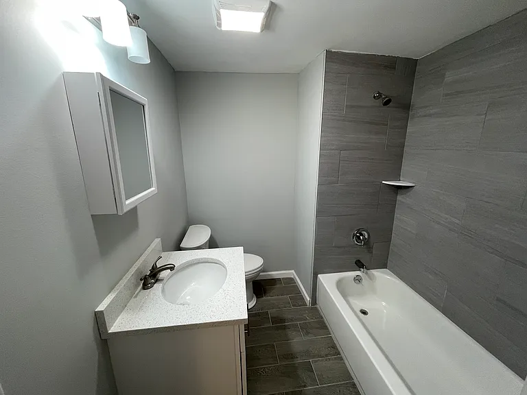 375 Orange St #4A — Photo 16