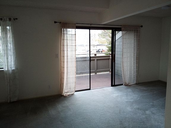 4th image of 5709 Makati Cir