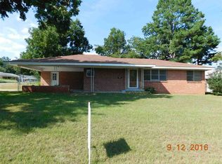 801 NE 3rd St, Antlers, OK 74523