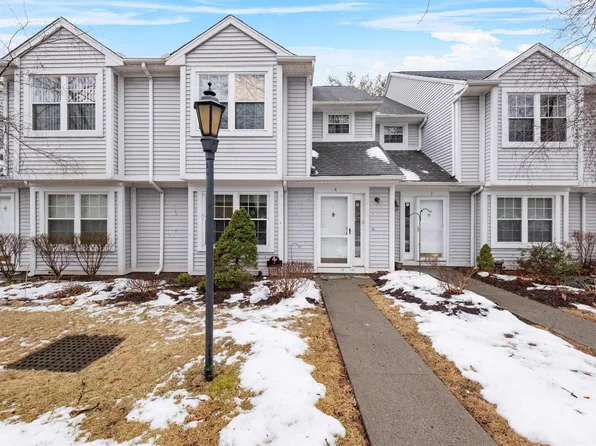 4 Juniper Lane, Pawling, NY 12564