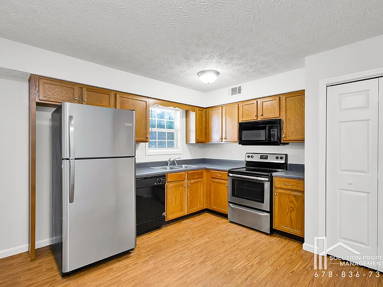 119 Twin Pines Ct — Photo 9