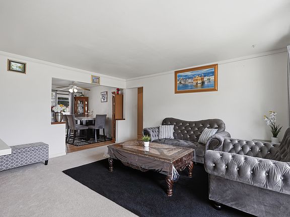 4th image of 8171 Perrin Ave