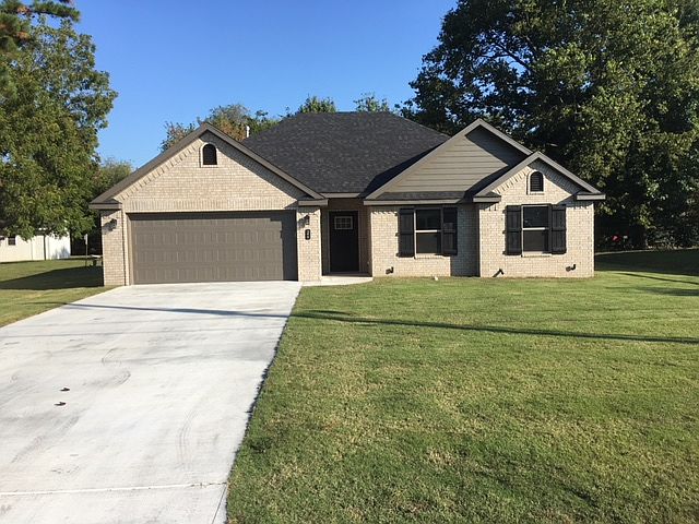 Large, level, sodded lawn. 