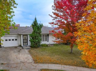 1606 10th St W, Williston, ND 58801