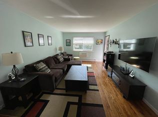 40 W 4th St APT 22, Patchogue, NY 11772