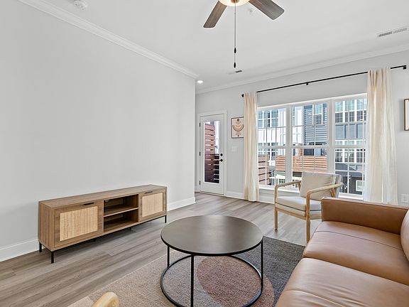 3rd image of 1456 Chatt City Way
