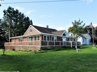 107 Mechanic St, Presque Isle, ME 04769