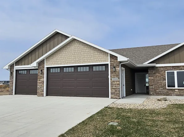 3306 E Prairie Wind St, Sioux Falls, SD 57108