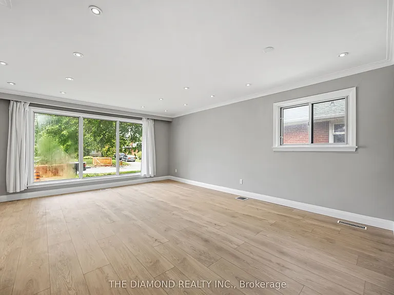 21 Jardine Pl — Photo 8