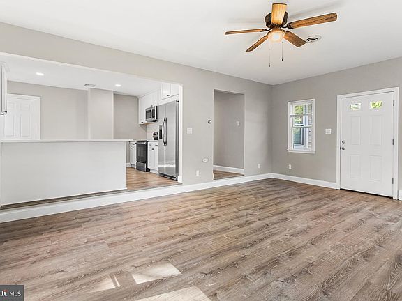3rd image of 214 Barren Rd
