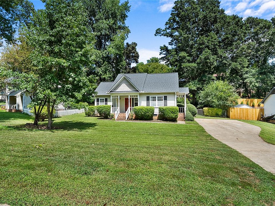 1st image of 103 Kestrel Ct