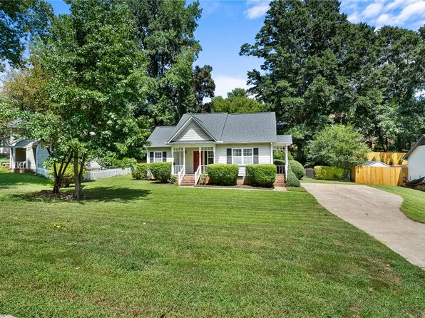 103 Kestrel Ct, Taylors, SC 29687