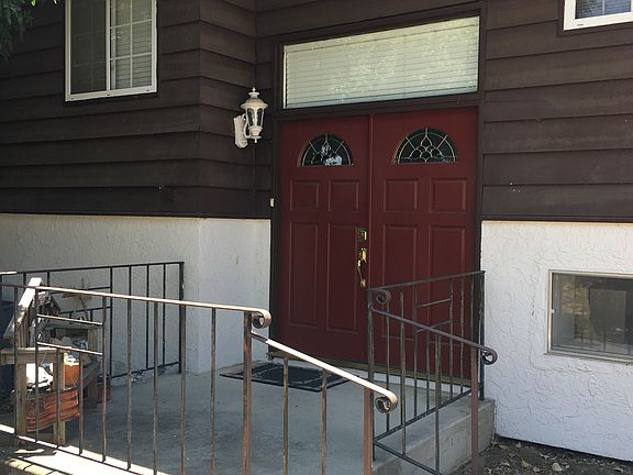3rd image of 1369 Barbara Dr