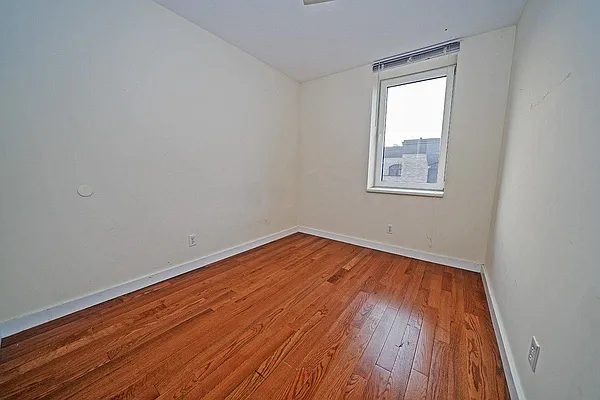 Rented by Level Group | media 31