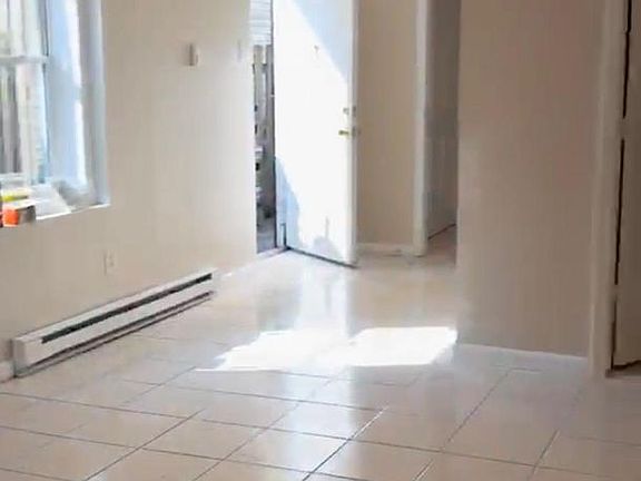 2nd image of 351 15th Ave APT 1