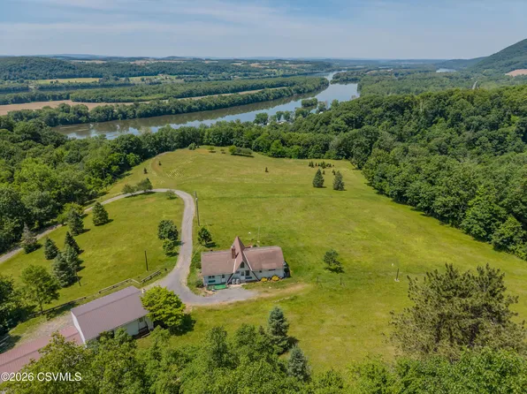 231 Herndon School Ln, Herndon, PA 17830
