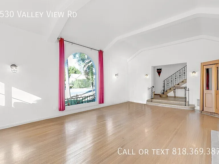 1530 Valley View Rd — Photo 12