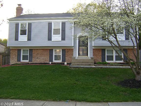 2nd image of 9507 Grandhaven Ave