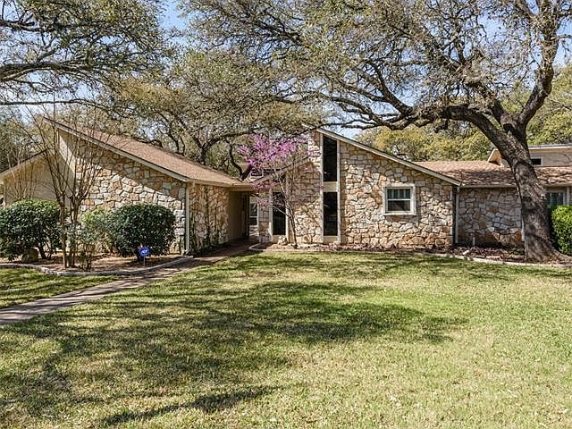 1st image of 11002 Spicewood Club Dr
