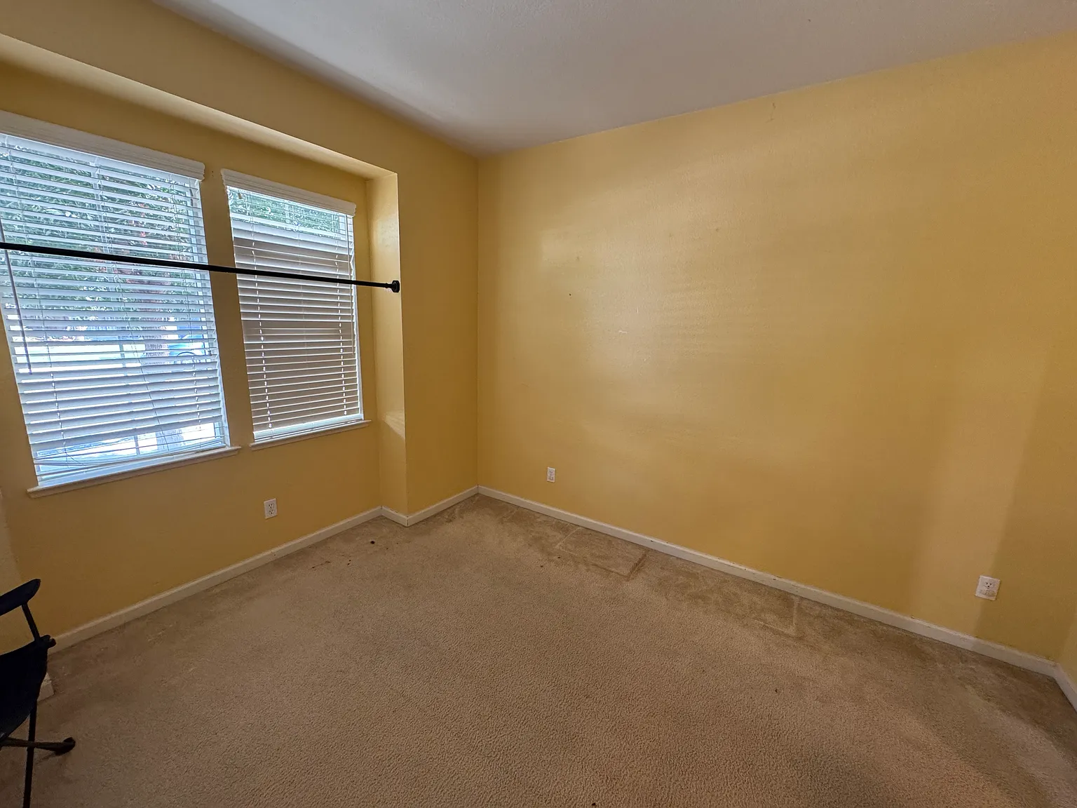 5 bed, 1785 sqft, $2,990 — Photo 3