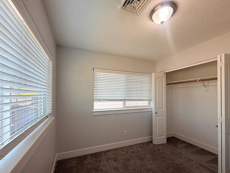 1069 Big Fir Pl S — Photo 20