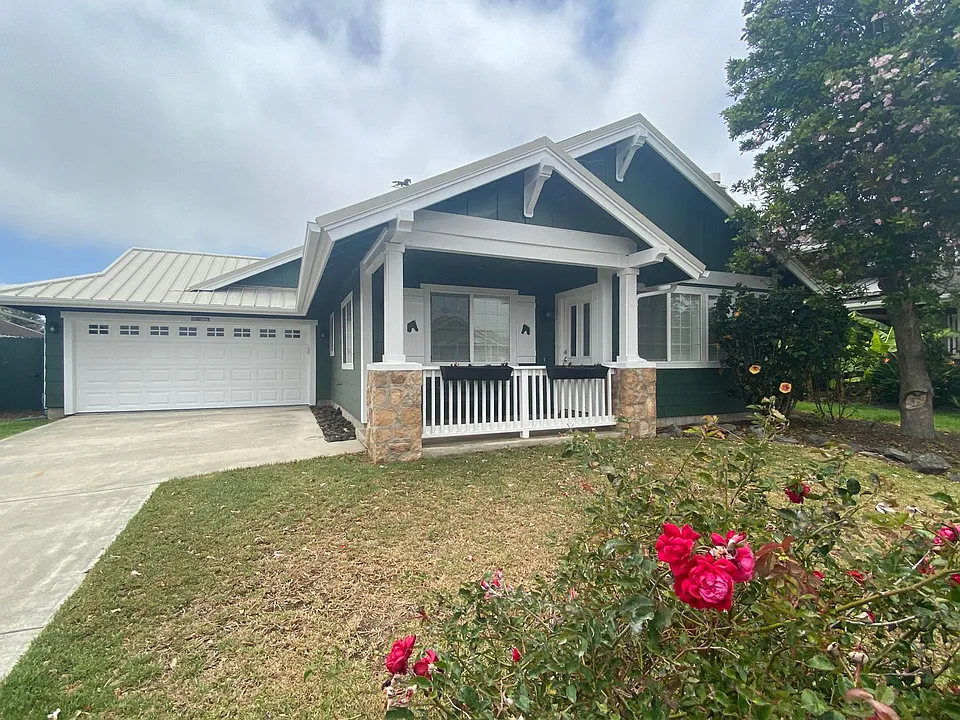 67-1306 Laikealoha St