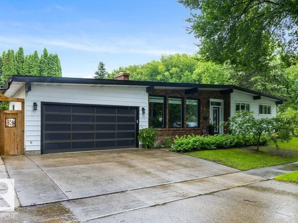84 Fleetwood Cres, Saint Albert, AB T8N 1R5