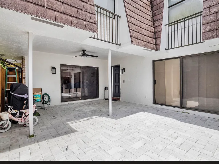 7576 Courtyard Run E — Photo 1