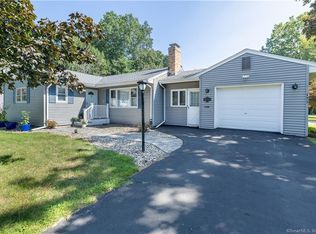 171 Glenview Dr, Newington, CT 06111