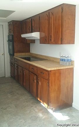 4th image of 8403 Brixton St