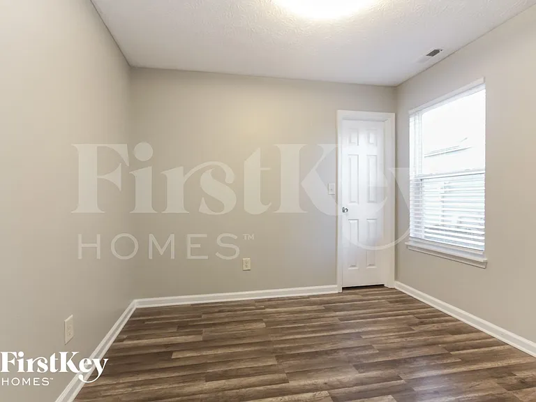 235 Heartwood Hl — Photo 13