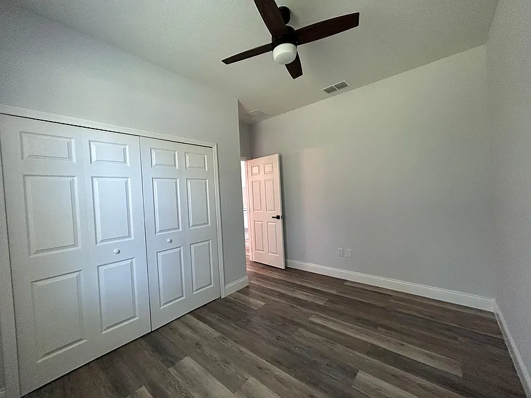 932 Marion Oaks Ln — Photo 23