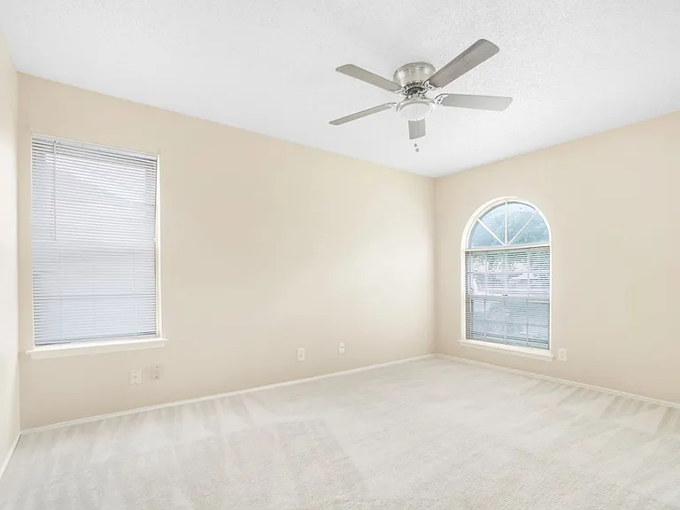 5003 Starfire St — Photo 16