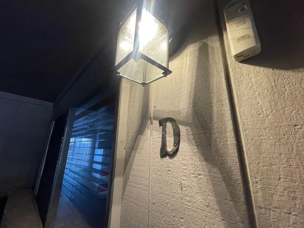 2560 E St APT D, Sparks, NV 89431