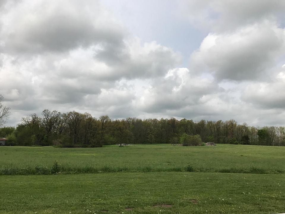 1st image of 469 N Farm Road 65