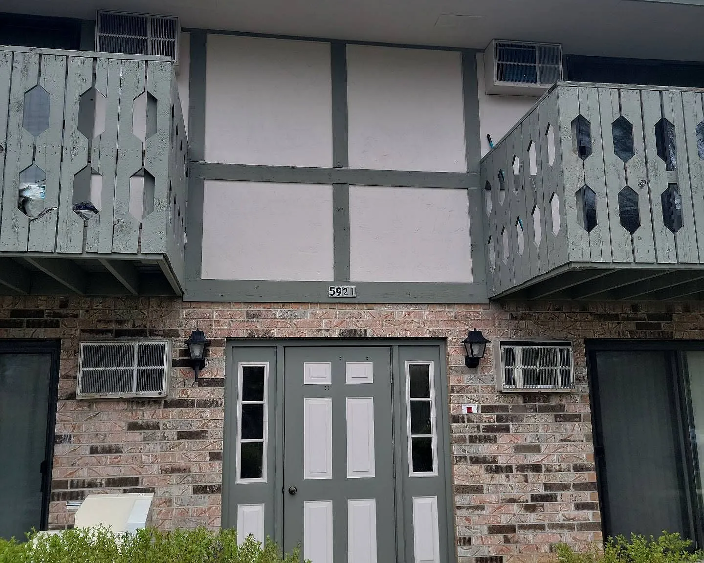 Parkway West Apartment Homes — Photo 2