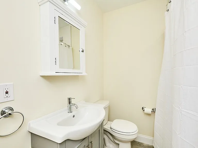 19 Clark St #3 — Photo 11