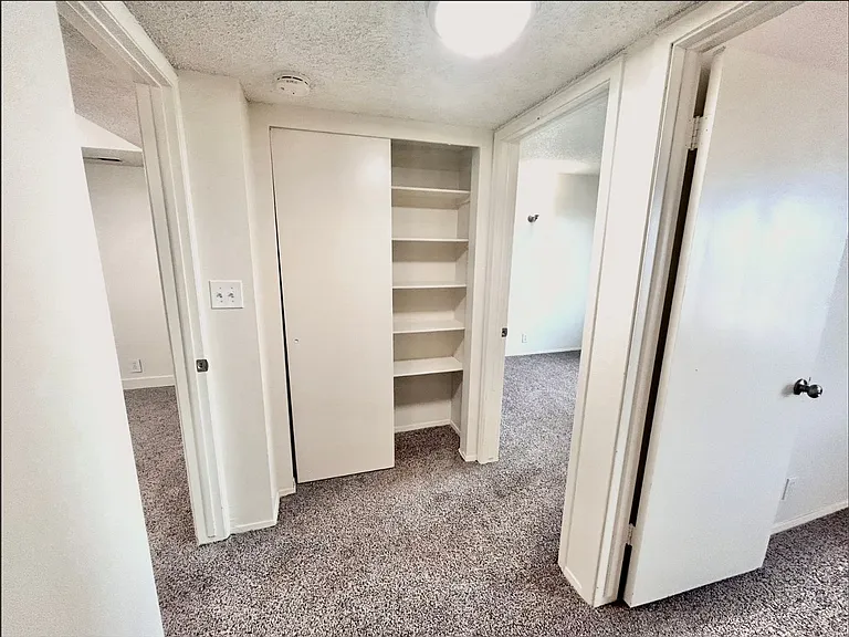 Foothill Terrace — Photo 107