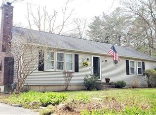 10 Jeannes Way, Forestdale, MA 02644
