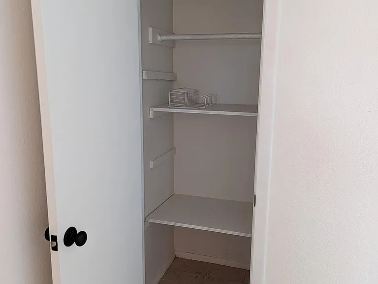4307 S 1st St #202 — Photo 11